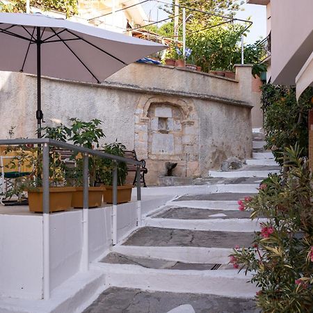 Sofia'S Apartment Nafplio Bagian luar foto